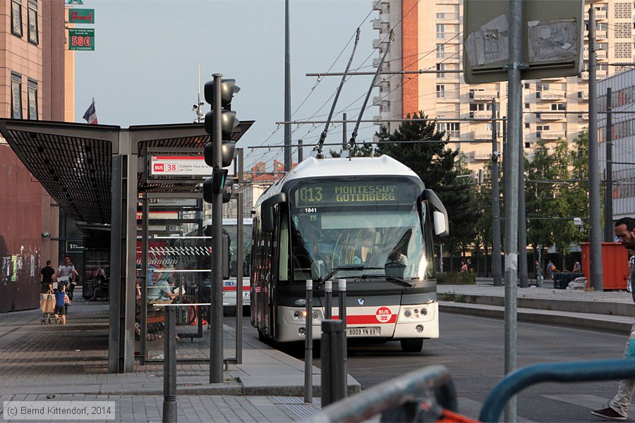 Trolleybus Lyon - 1841
/ Bild: lyon1841_bk1406270350.jpg