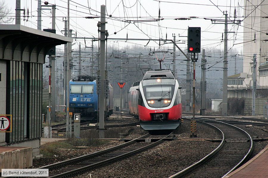 MÁV - 5342009-7
/ Bild: mav53420097_bk1103170229.jpg MÁV - 5342009-7
/ Bild: mav53420097_bk1103170229.jpg