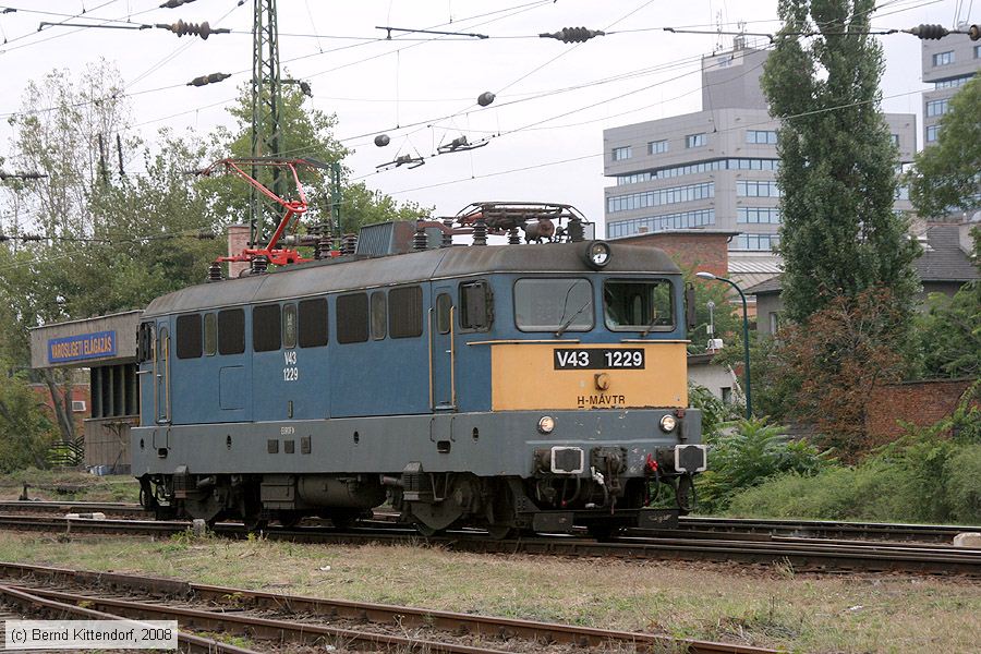 MAV - V43 1229
/ Bild: mavv431229_bk0809180192.jpg