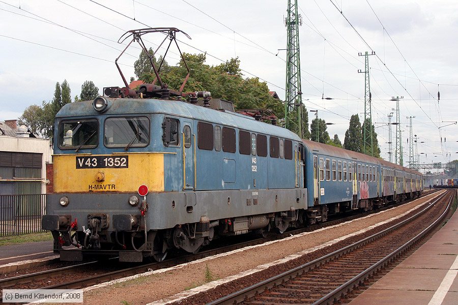 MAV - V43 1352
/ Bild: mavv431352_bk0809200197.jpg