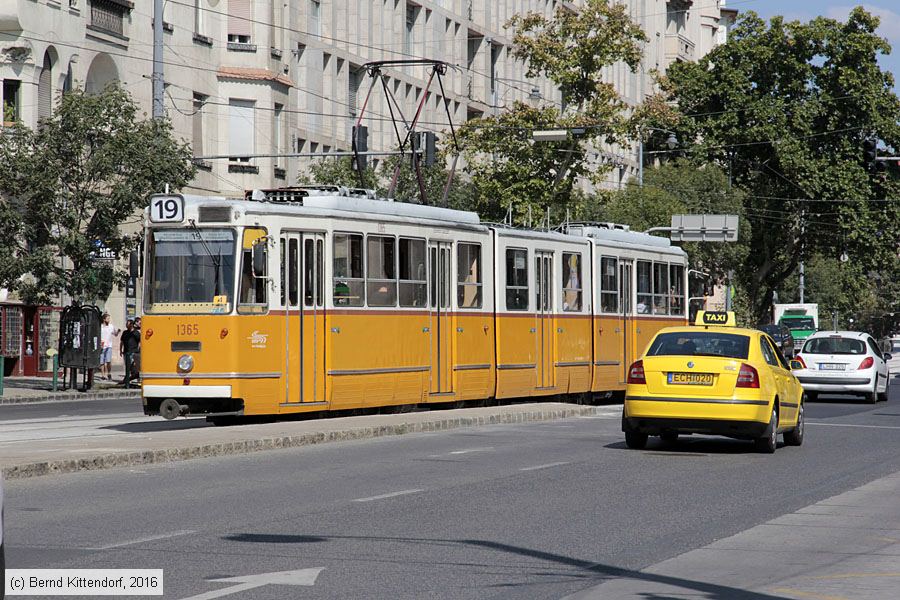 Budapest - Straßenbahn - 1365
/ Bild: budapest1365_bk1608310314.jpg