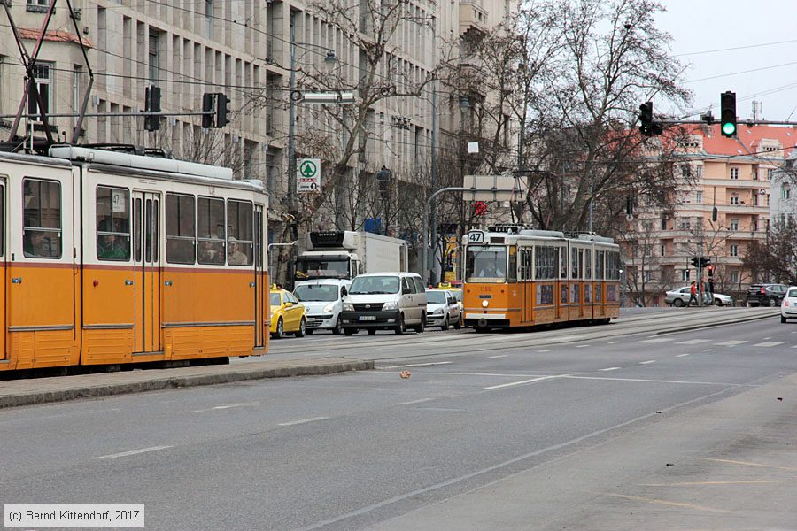 Budapest - Straßenbahn - 1366
/ Bild: budapest1366_bk1703010035.jpg