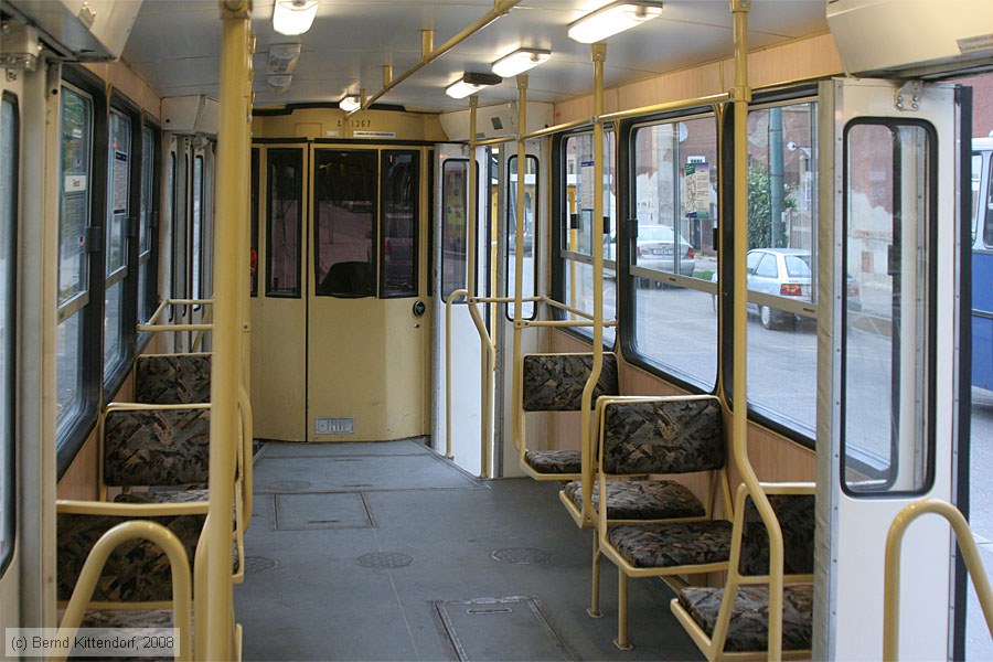 Budapest - Straßenbahn - 1367 - Innenansicht
/ Bild: budapest1367_bk0809190467.jpg