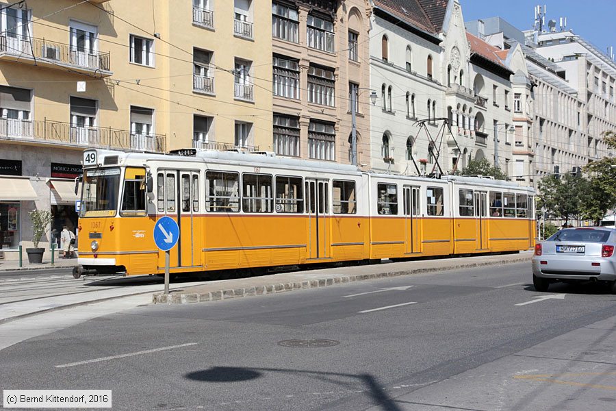 Budapest - Straßenbahn - 1367
/ Bild: budapest1367_bk1608310299.jpg Budapest - Straßenbahn - 1367
/ Bild: budapest1367_bk1608310299.jpg