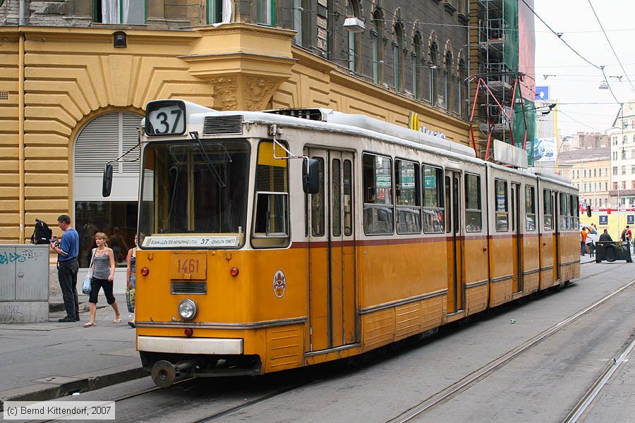 Budapest - Straßenbahn - 1461
/ Bild: budapest1461_bk0708090356.jpg