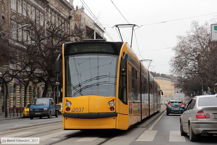 Budapest - Straßenbahn - 2037
/ Bild: budapest2037_bk1703010020.jpg