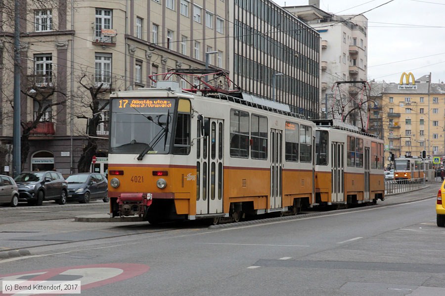 Budapest - Straßenbahn - 4021
/ Bild: budapest4021_bk1702270281.jpg