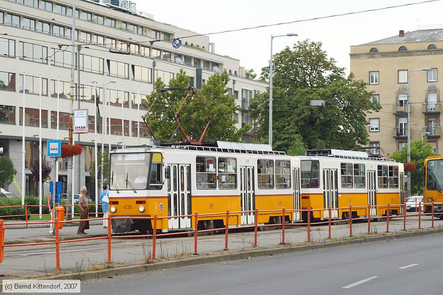Budapest - Straßenbahn - 4138
/ Bild: budapest4138_bk0708090329.jpg
