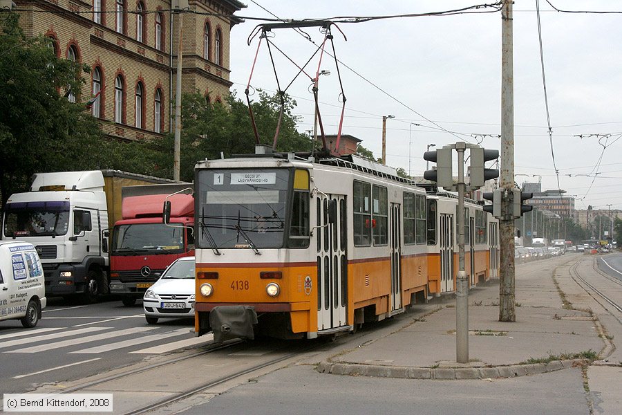 Budapest - Straßenbahn - 4138
/ Bild: budapest4138_bk0809180148.jpg