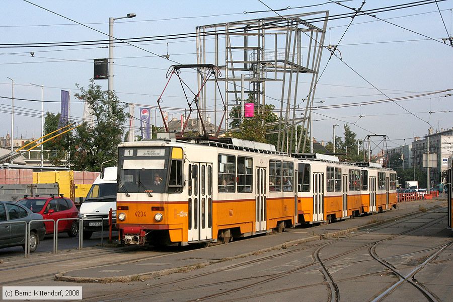 Budapest - Straßenbahn - 4234
/ Bild: budapest4234_bk0809190022.jpg