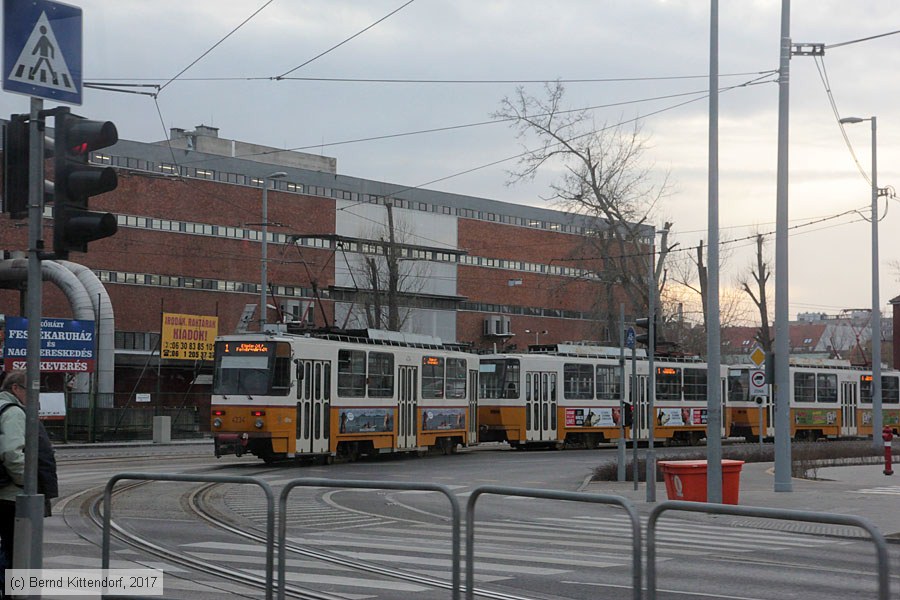 Budapest - Straßenbahn - 4234
/ Bild: budapest4234_bk1702270337.jpg