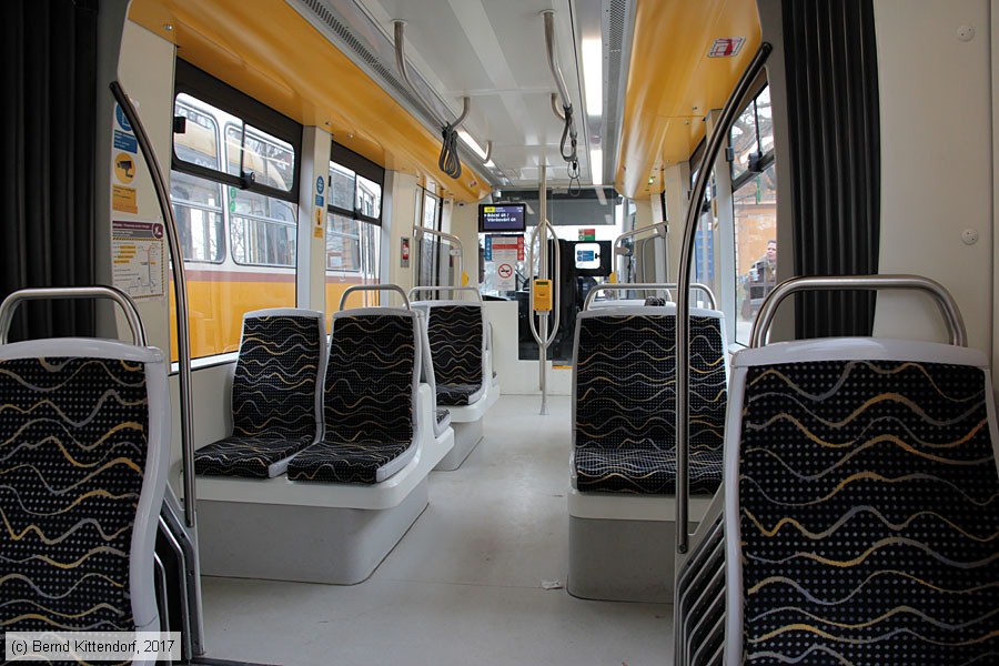 Budapest - Straßenbahn - 2209 - Innenansicht
/ Bild: budapest2209_bk1703010141.jpg