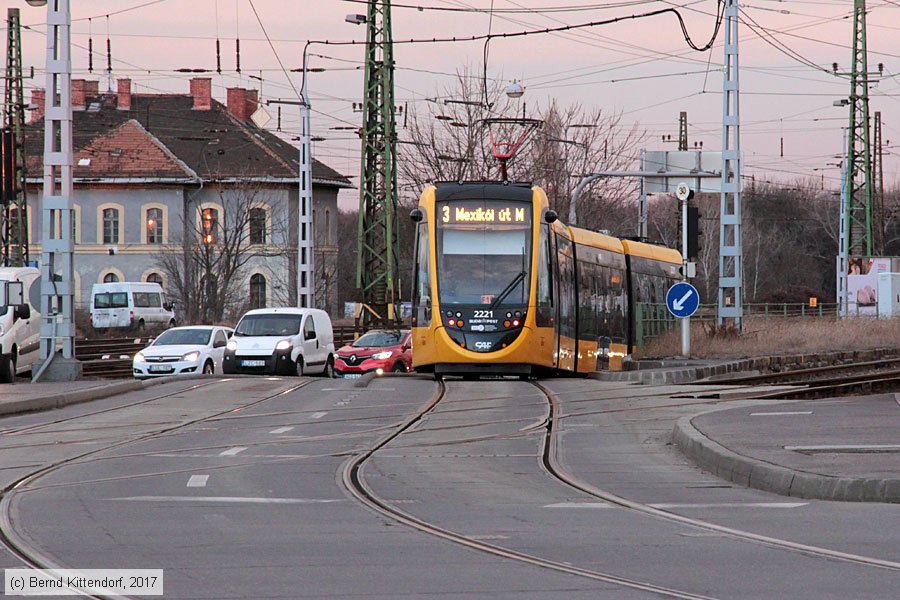 Budapest - Straßenbahn - 2221
/ Bild: budapest2221_bk1703010485.jpg