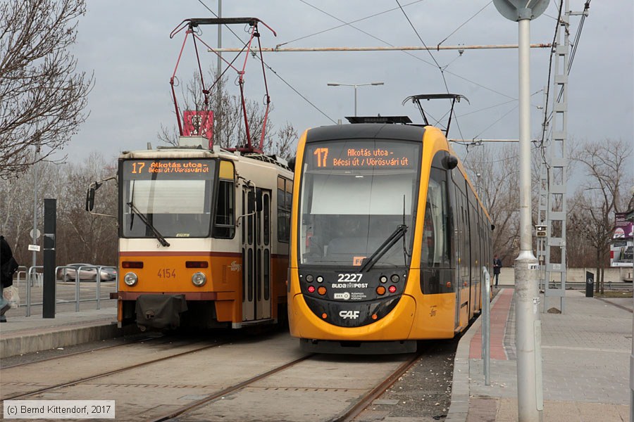Budapest - Straßenbahn - 2227
/ Bild: budapest2227_bk1702270309.jpg
