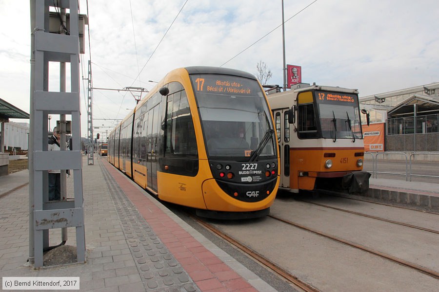 Budapest - Straßenbahn - 2227
/ Bild: budapest2227_bk1702270315.jpg