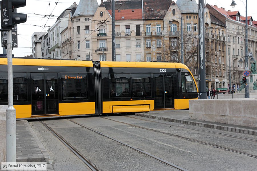 Budapest - Straßenbahn - 2227
/ Bild: budapest2227_bk1703010110.jpg