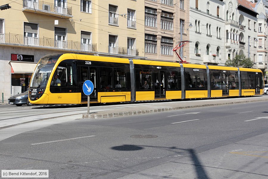 Budapest - Straßenbahn - 2228
/ Bild: budapest2228_bk1608310346.jpg