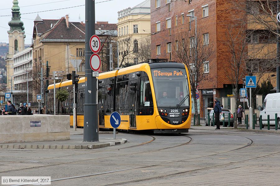 Budapest - Straßenbahn - 2235
/ Bild: budapest2235_bk1703010072.jpg