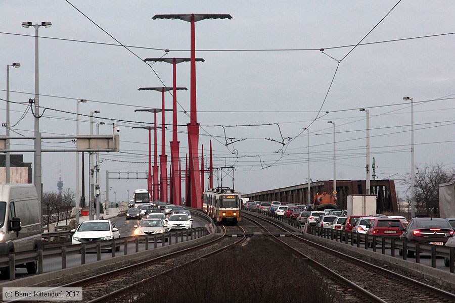 Budapest - Straßenbahn - Anlagen
/ Bild: budapestanlagen_bk1702270363.jpg