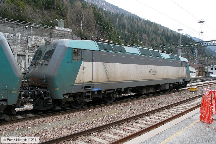 FS - Trenitalia - E 405 013
/ Bild: fs405013_bk1103280228.jpg