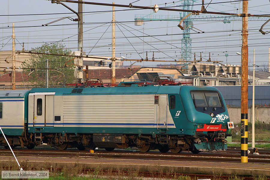 FS - Trenitalia - E 464 045
/ Bild: fs464045_e0011360.jpg
