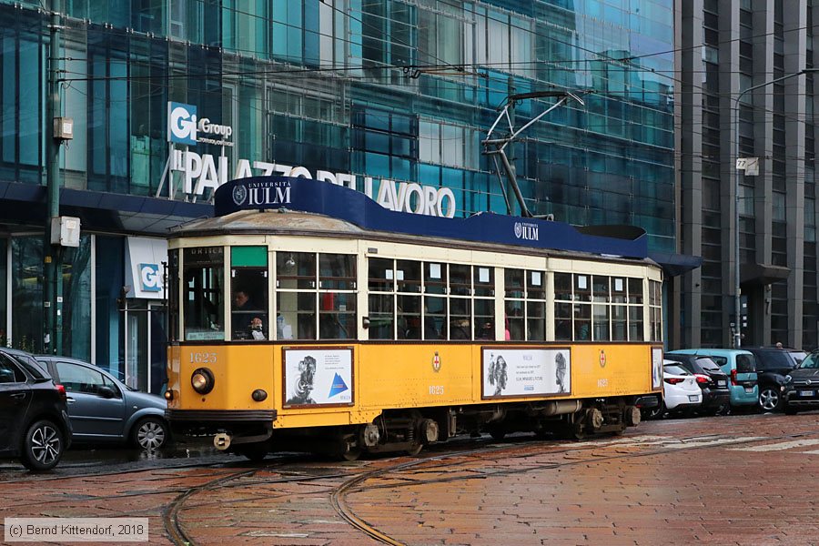 Tram Milano - 1625
/ Bild: milano1625_bk1804120049.jpg