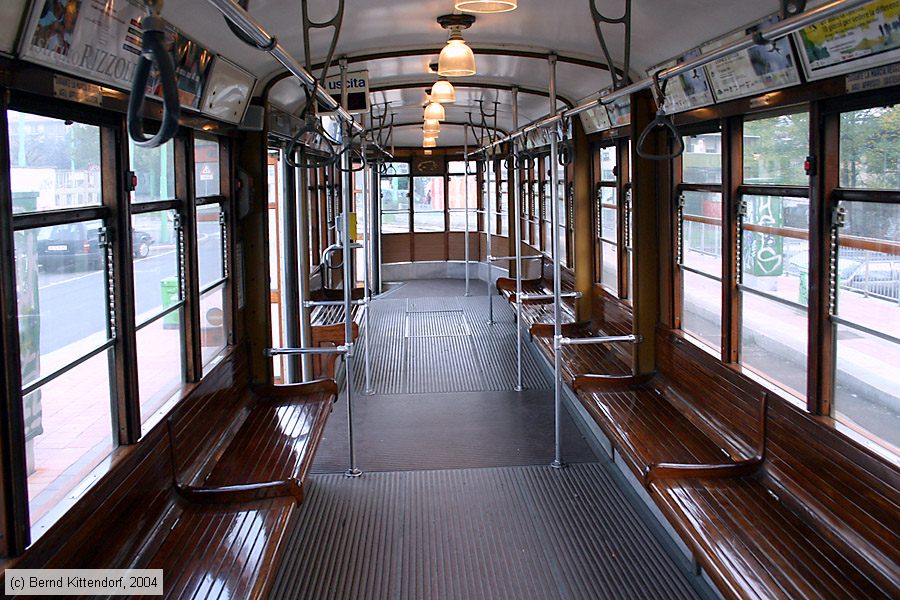 Tram Milano - 1851 - Innenansicht
/ Bild: milano1851_e0011384.jpg