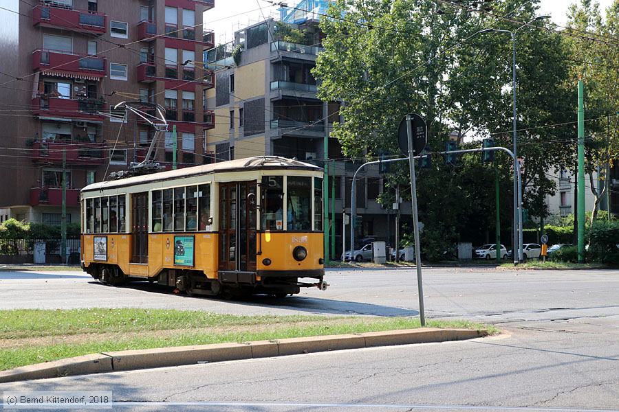 Tram Milano - 1858
/ Bild: milano1858_bk1808060004.jpg Tram Milano - 1858
/ Bild: milano1858_bk1808060004.jpg