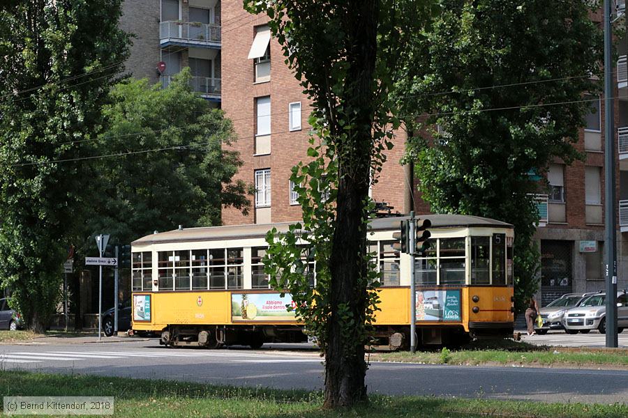 Tram Milano - 1858
/ Bild: milano1858_bk1808060155.jpg Tram Milano - 1858
/ Bild: milano1858_bk1808060155.jpg