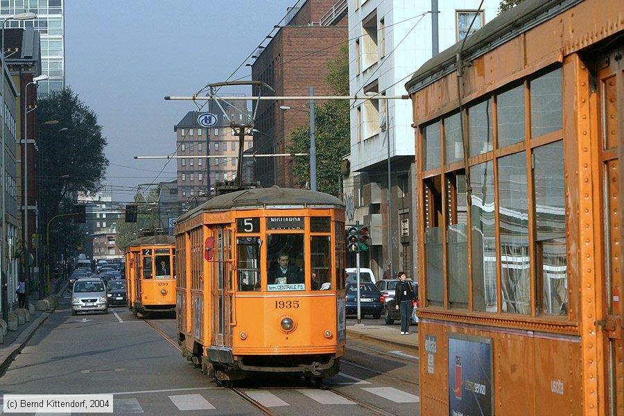 Tram Milano - 1935
/ Bild: milano1935_e0011104.jpg Tram Milano - 1935
/ Bild: milano1935_e0011104.jpg