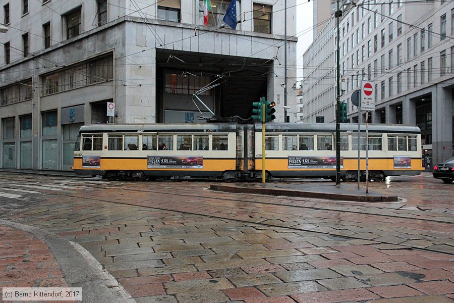 Tram Milano - 4607
/ Bild: milano4607_bk1712110265.jpg Tram Milano - 4607
/ Bild: milano4607_bk1712110265.jpg