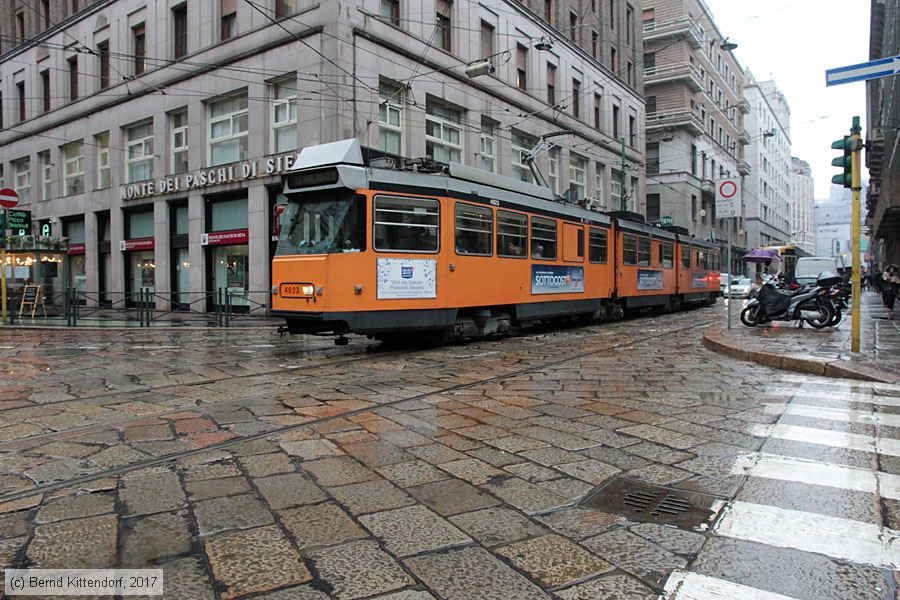 Tram Milano - 4923
/ Bild: milano4923_bk1712110172.jpg