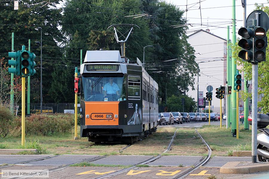 Tram Milano - 4966
/ Bild: milano4966_bk1908270325.jpg