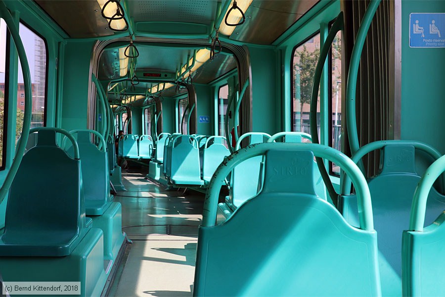 Tram Milano - 7136 - Innenansicht
/ Bild: milano7136_bk1808060056.jpg