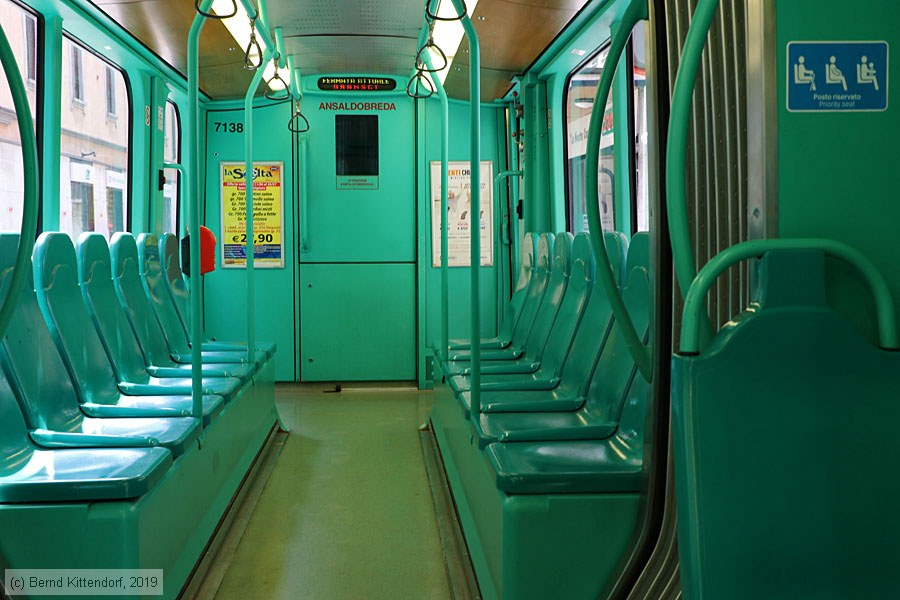Tram Milano - 7138 - Innenansicht
/ Bild: milano7138_bk1908260112.jpg Tram Milano - 7138 - Innenansicht
/ Bild: milano7138_bk1908260112.jpg