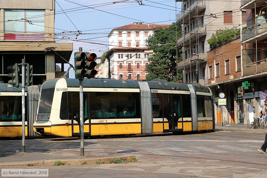 Tram Milano - 7519
/ Bild: milano7519_bk1808060264.jpg