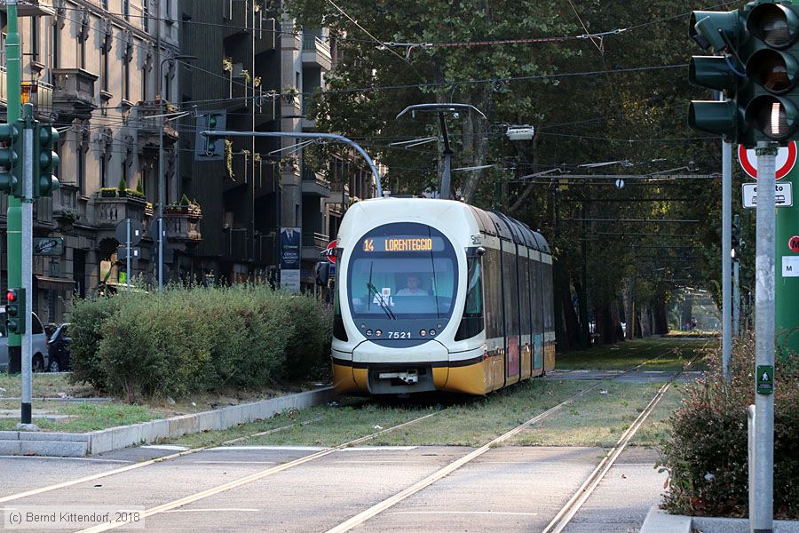 Tram Milano - 7521
/ Bild: milano7521_bk1808050257.jpg