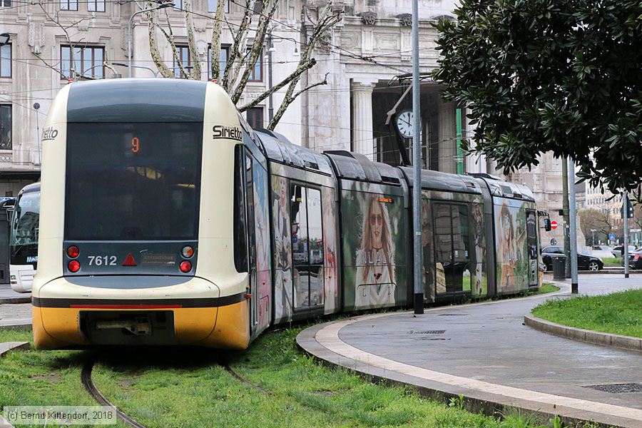 Tram Milano - 7612
/ Bild: milano7612_bk1804120092.jpg Tram Milano - 7612
/ Bild: milano7612_bk1804120092.jpg