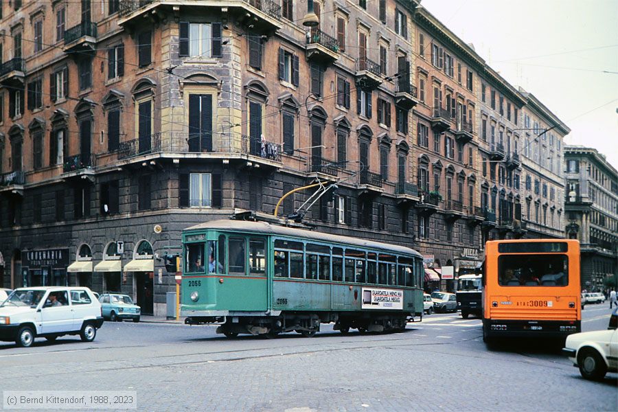 Tranviaria di Roma - 2055
/ Bild: roma2055_df112835.jpg