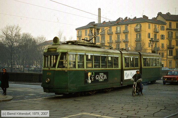 Tram Torino - 2721
/ Bild: torino2721_ds010606.jpg