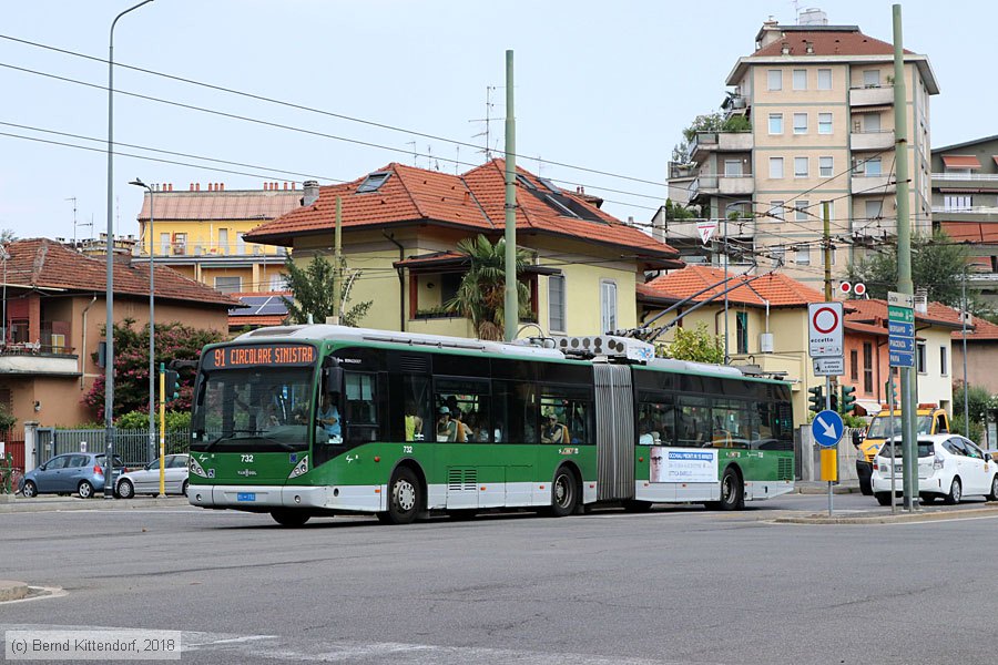 Filobus Milano - 732
/ Bild: milano732_bk1808060163.jpg