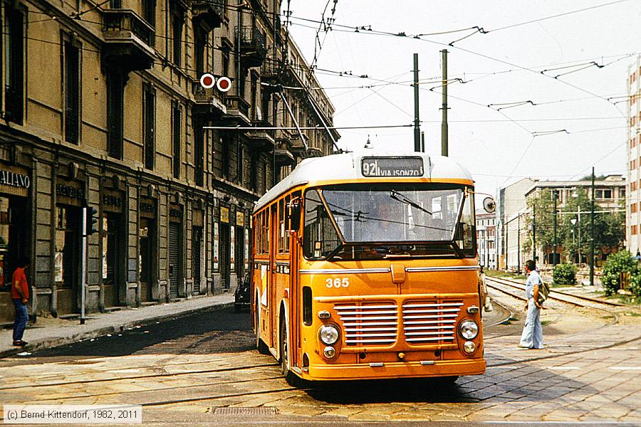 Filobus Milano - 365
/ Bild: milano365_vb002320.jpg