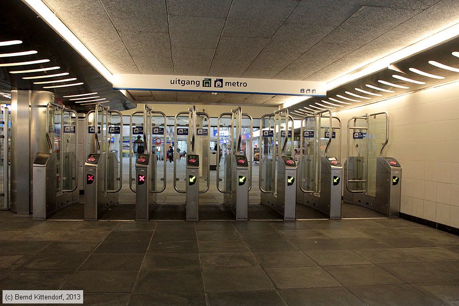 Metro Amsterdam - Anlagen
/ Bild: amsterdamanlagen_bk1311120044.jpg