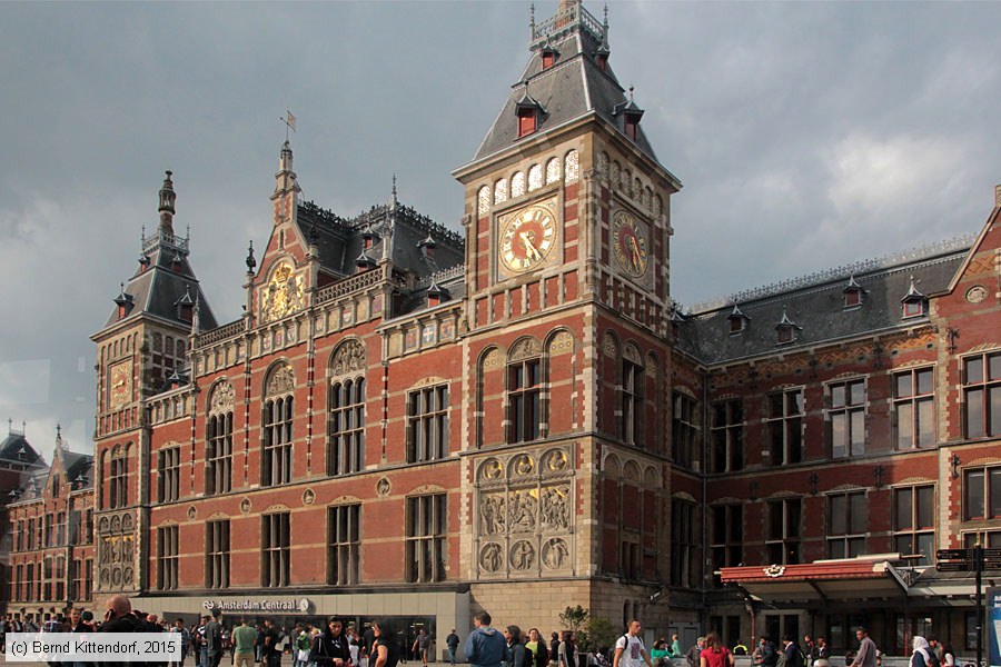 Amsterdam Centraal
/ Bild: bfamsterdamcentraal_bk1508190437.jpg