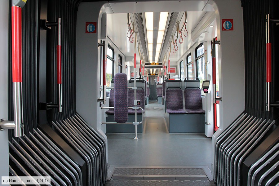 Straßenbahn Den Haag - 5058 - Innenansicht
/ Bild: denhaag5058_bk1706210056.jpg