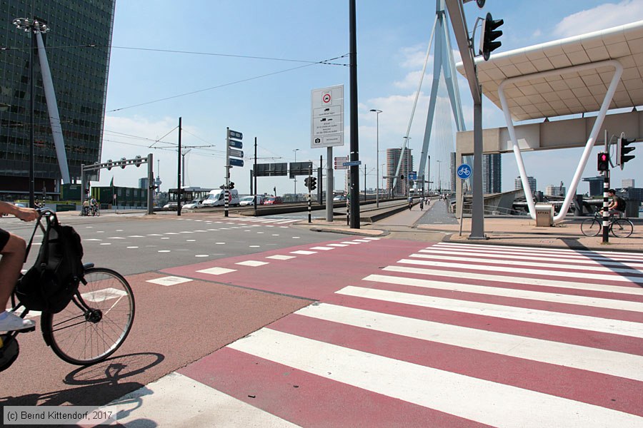 Stra&szlig;enbahn Rotterdam - Anlagen
/ Bild: rotterdamanlagen_bk1706190129.jpg