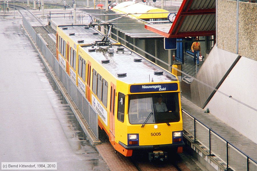 Sneltram Utrecht - 5005
/ Bild: utrecht5005_vb011612.jpg