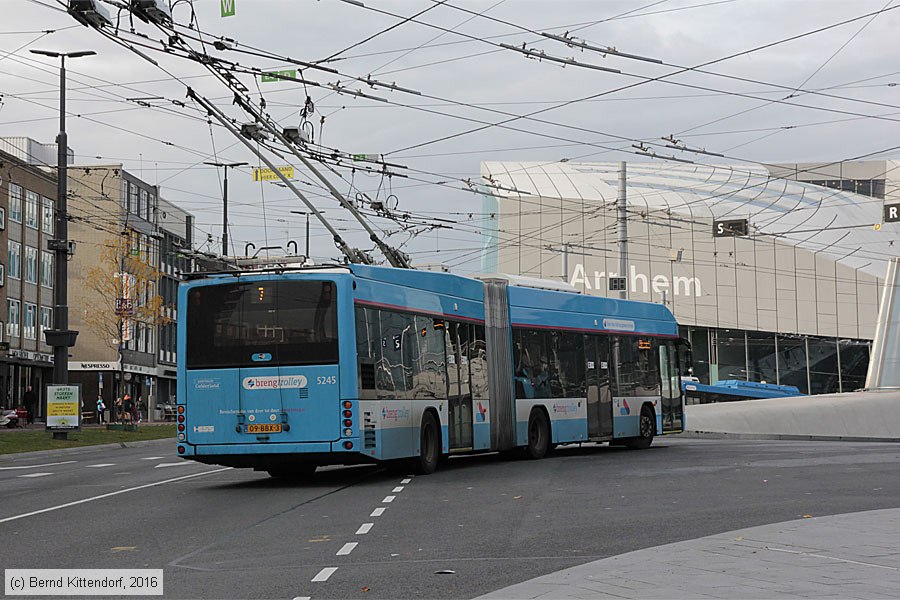 Trolleybus Arnhem - 5245
/ Bild: arnhem5245_bk1611040102.jpg