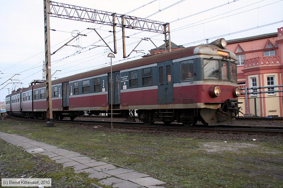 PKP - EN57-1788rb
/ Bild: pkpen571788rb_bk1003180768.jpg