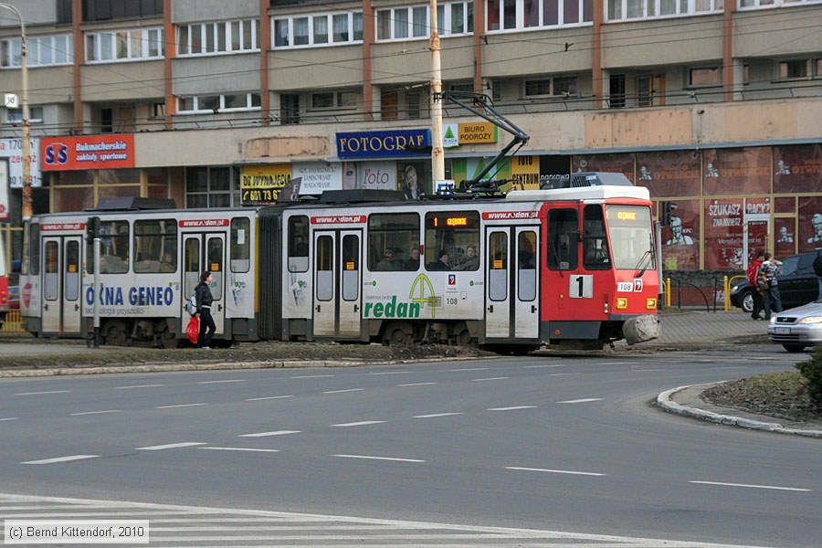 Straßenbahn Szczecin - 108
/ Bild: szczecin108_bk1003180723.jpg Straßenbahn Szczecin - 108
/ Bild: szczecin108_bk1003180723.jpg
